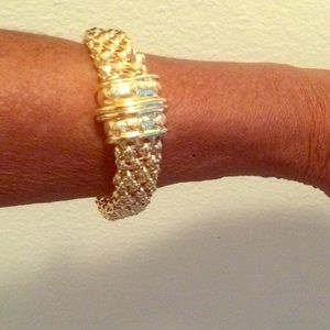 🏆🎉HOST PICK🎉🤩NWOT Vintage Bracelet🏆🙌🏽❣️